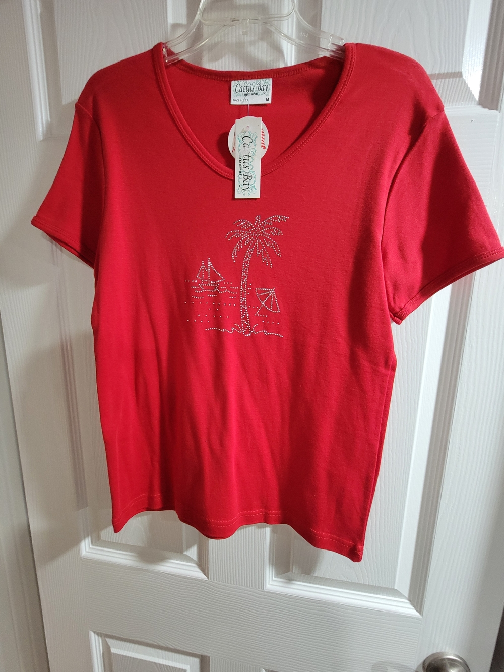 NWT-Vibrant red Cactus Bay T-shirt. Medium size, V-neck style.  Super Cute